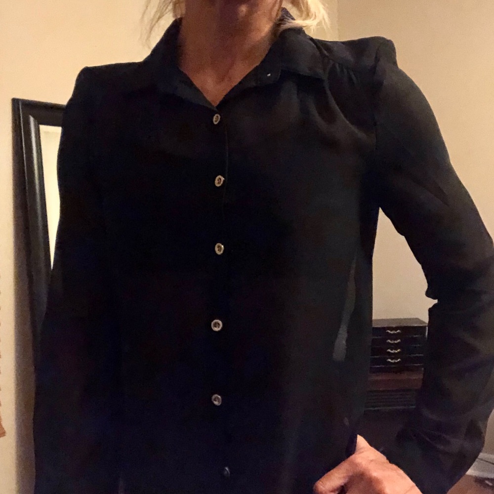 Chevron black long sleeved blouse sz small